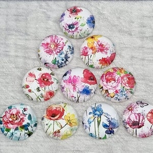 10 flower cabochons, 20mm floral flatback glass cabochon, jewellery making, keychain/keyring, Craft Supplies