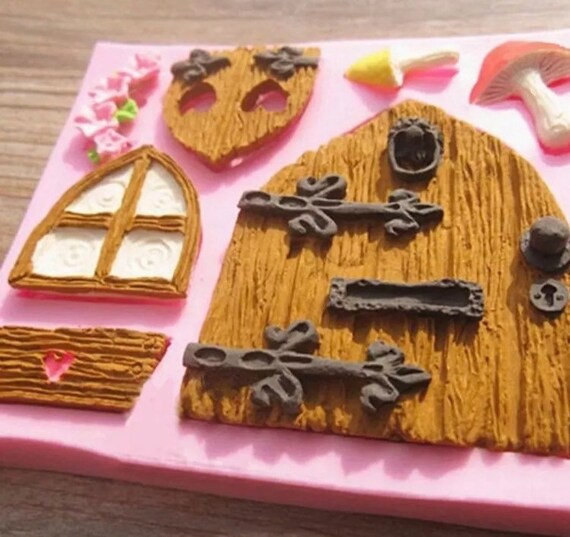 Porte fenêtre moule en silicone, décoration de gâteau de Noël, maison de  fées, maison en pain dépices en bois fondant glaçage / chocolat -   France