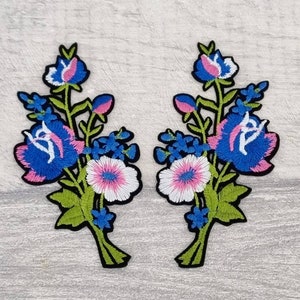 2 flower iron on patches, rose sew on patch, embroidered flowers, embroidery appliques, craft supplies