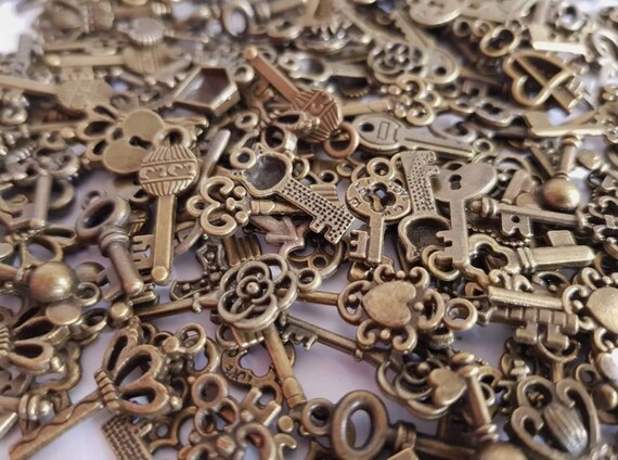 Silver Metal Key Large Vintage Ornate Charm Santa Christmas Keys