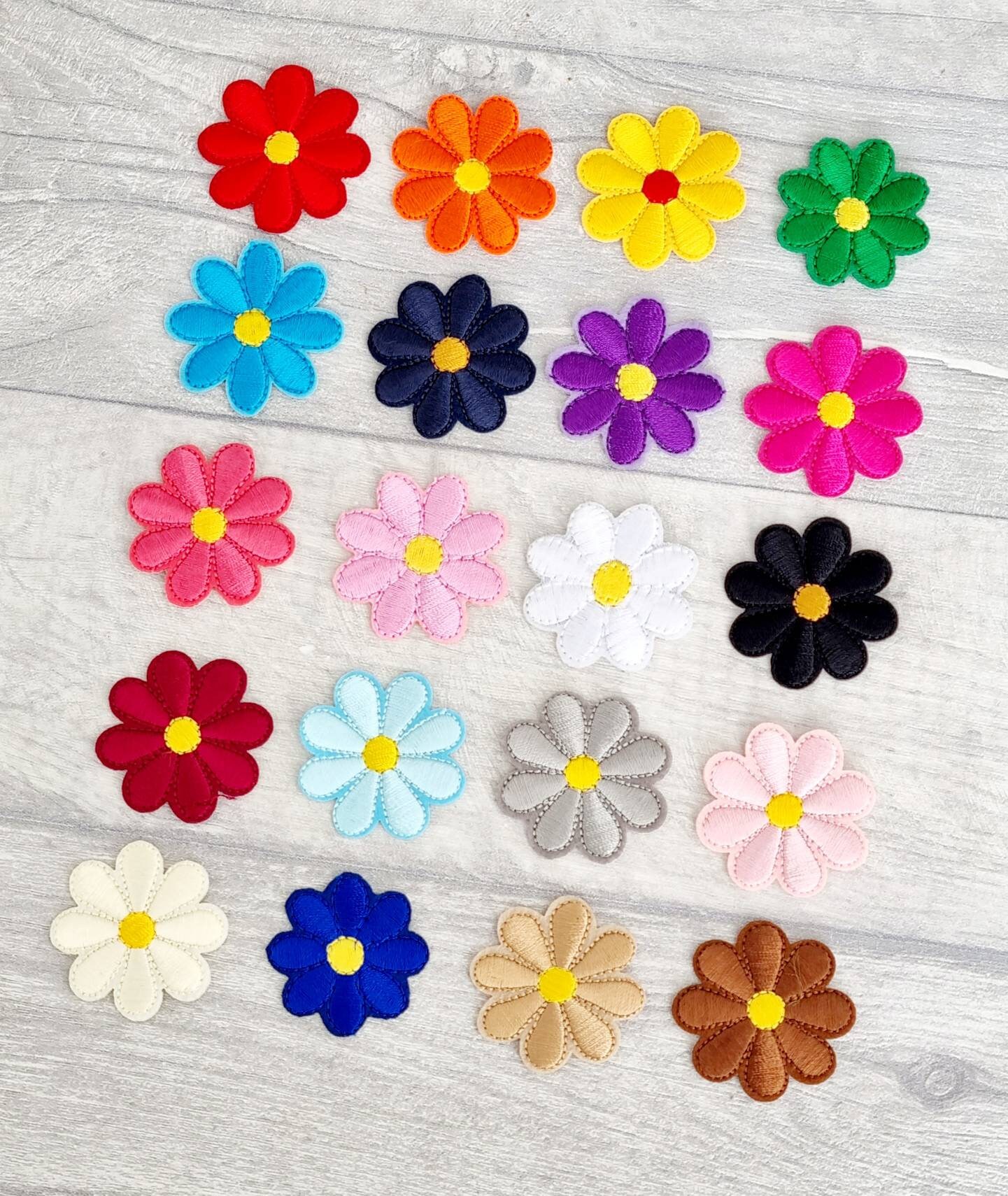 20 Pcs Daisy Ornament Embroidery Patches Flower Applique Backpack Appliques for Clothes, Size: 4x4cm, Other