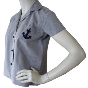 1960s top blouse size XS cotton poplin light blue navy anchor