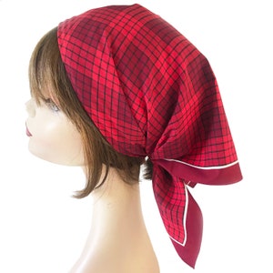Large head scarf neckerchief bandana 25.6” sq checked black and red 1970s