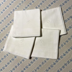 1960s set of 4 white men&#39;s handkerchiefs hand-embroidered monogram A