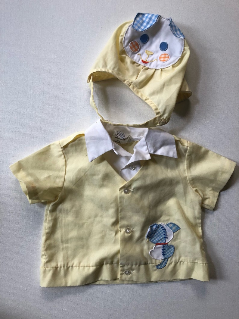 Vintage Yellow puppy dog button up with matching cap size 3-6 months.