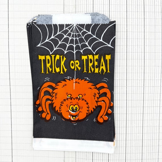 Halloween Treat Bags, Vintage Paper Bag, Trick or Treat. - Etsy Canada