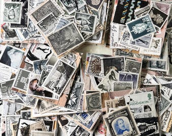 Tonalità di grigio - Francobolli vintage misti, grigi, neri, marroni. Francobolli usati per collage, progetti artistici, journaling ecc.