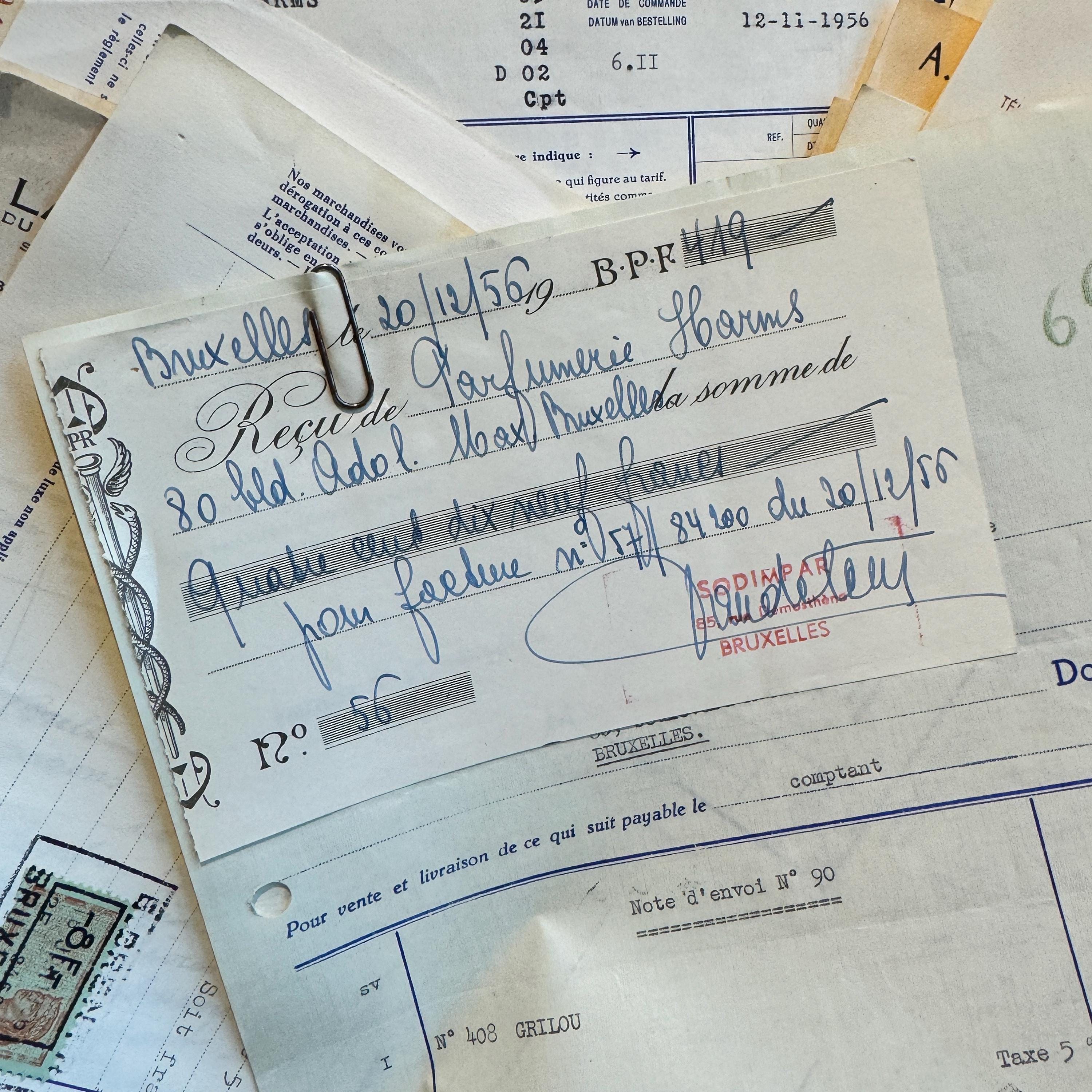 ボリューム感たっぷり1.4kgフランス アメリカ 古い業務伝票・請求書 DY