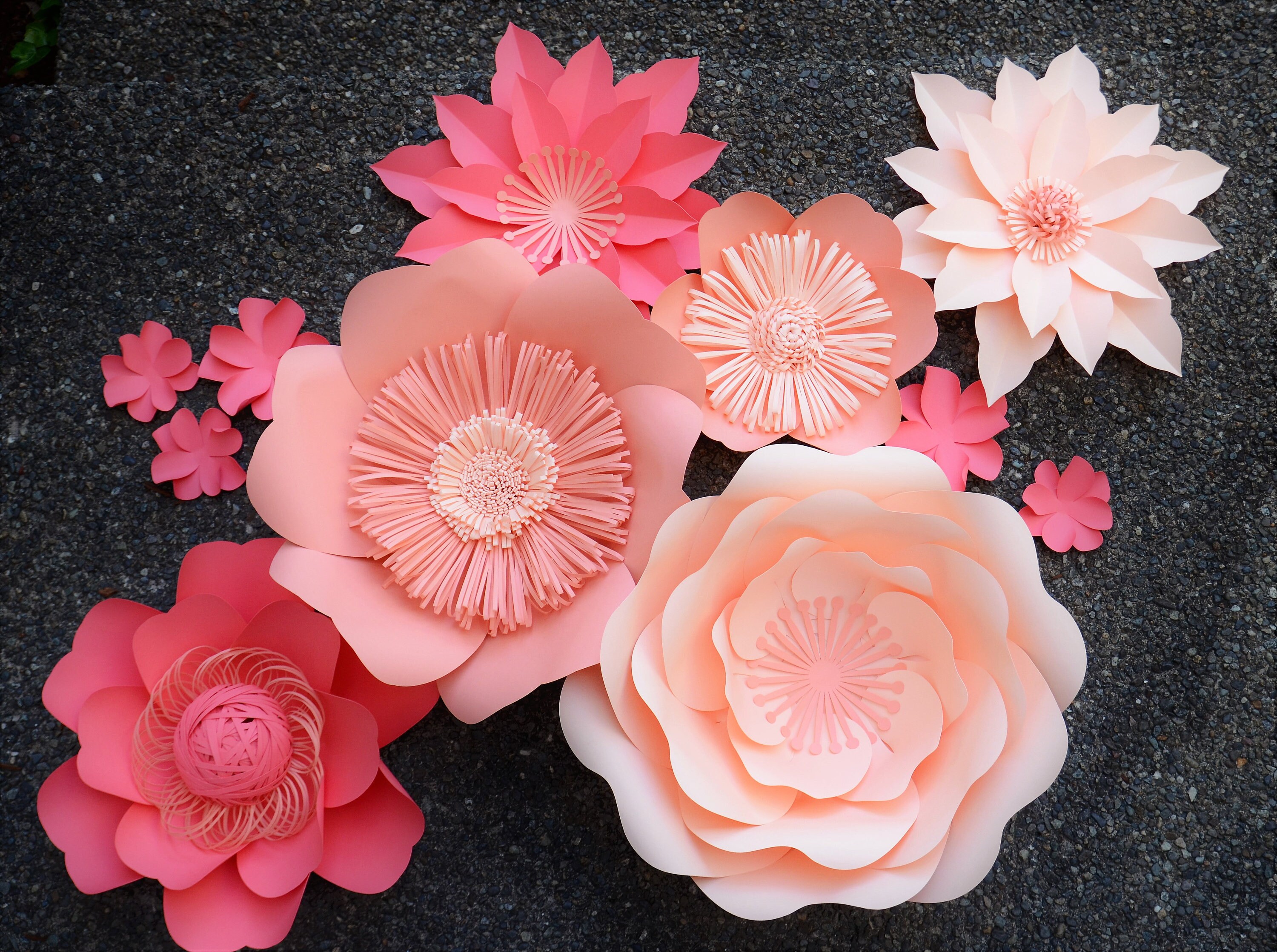 PAPER FLOWERS SET. 1 giant 3 medium 2 small flowers. Perfect Etsy