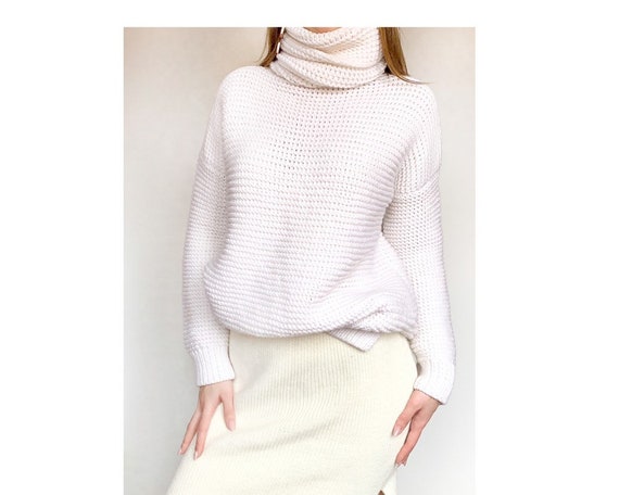 oversize white sweater