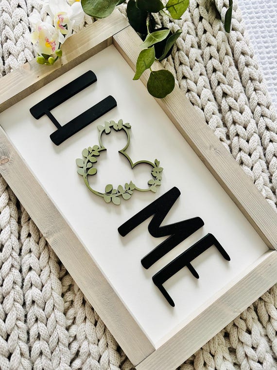 Disney Home Mickey Wreath decor, Farmhouse Disney decor