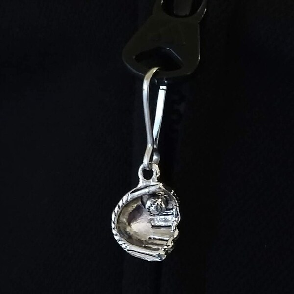 Baseball in Glove Silver Zipper Pull