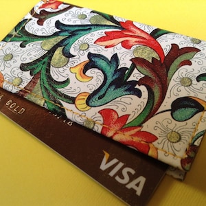 Portacarte di Credito, Copertina per Carta d'identità, Portatessera Sanitaria in Ecopelle, Stile Carta Fiorentina, Modello Fiori Grandi