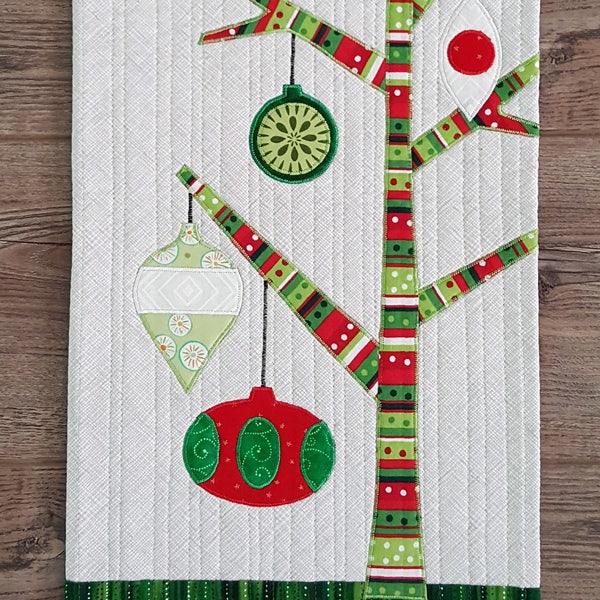 Winter Holiday Wallhanging Pattern