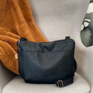 Fashion Sac bandoulière Antivol de poitrine , Chest , shoulder Bag pour  homme et femme à prix pas cher