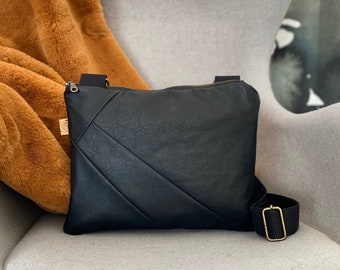 Black Vegan Leather Crossbody Bag: Chic Faux Leather with Wide Strap