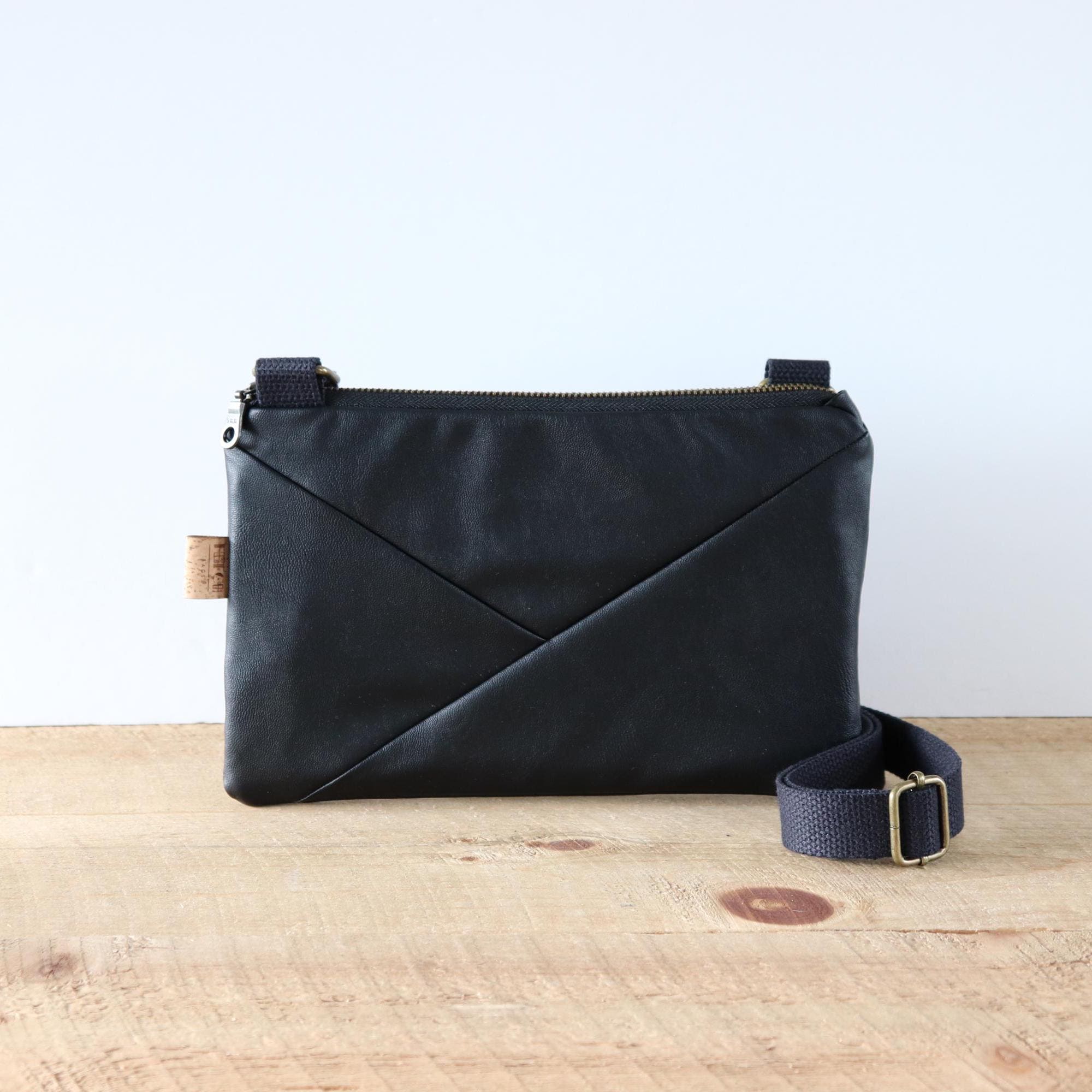 【JILLSTUART】★YOUTH Black Mini Cross Bag★ JILLSTUART]☆YOUTH☆MINI CROSS BAG (JILLSTUART/ショルダー