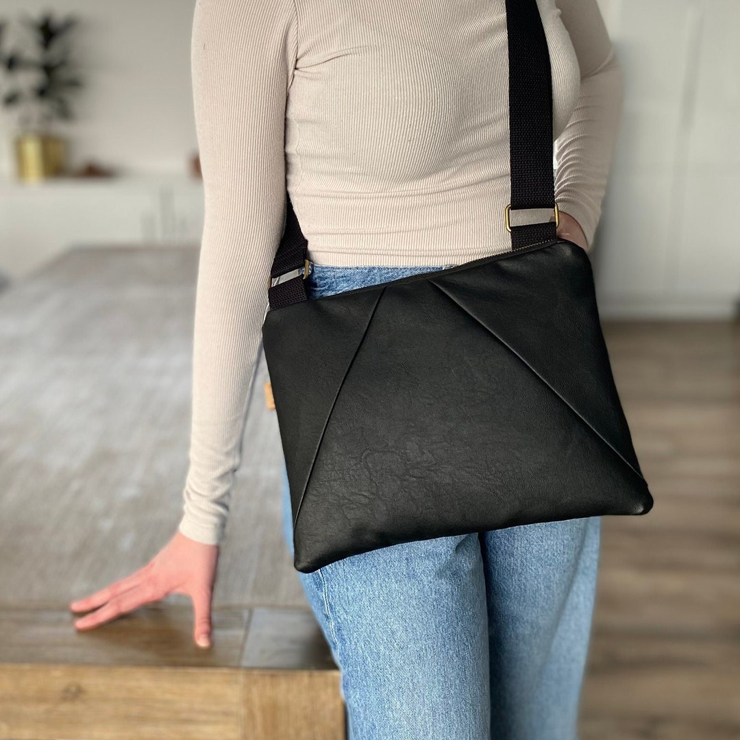 Black Vegan Leather Crossbody Purse for Women. Chic Soft Faux Leather