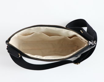 【レディース】  Faux Leather Crossbody バッグ Black Vegan Leather Crossbody Purse for Women. Chic Soft