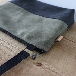 Two-Tone Stonewashed Canvas Crossbody Bag: Casual Everyday Purse bild 5