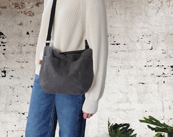 Waxed Canvas Crossbody Bag: Rounded Travel Bag with Zipper