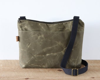 Waxed Canvas Crossbody Bag: Rugged Travel Shoulder Bag with Zipper