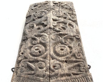 Antique traditional Dayak Ironwood Carving: Kaharingan Deity Panel, Borneo (970mm on Stand)