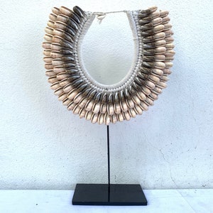 Traditional Oceanic Art Shell Necklace: Tribal Seashell Body Jewelry