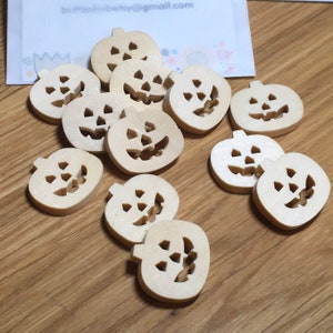 Halloween Pumpkin Wooden Buttons: Packs of 12 or 50 buttons image 4