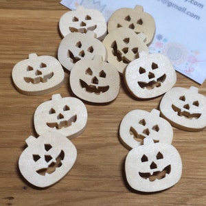 Halloween Pumpkin Wooden Buttons: Packs of 12 or 50 buttons image 7