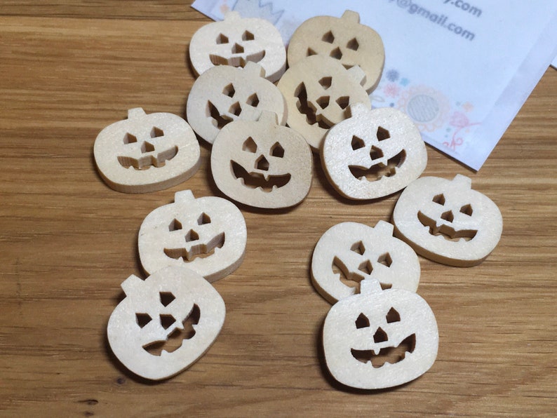 Halloween Pumpkin Wooden Buttons: Packs of 12 or 50 buttons image 7