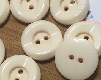 Cream Plastic Indented Sewing Buttons: Packs of 4 or 6 buttons