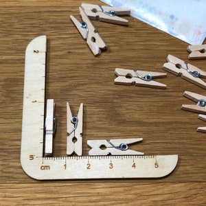 Mini Wooden Sprung Pegs Clothespins 25mm: Packs of 10 image 4