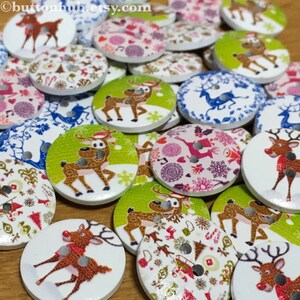 Renna Natale pulsanti Pack di 8 tasti in legno Natale tema 20mm novità pulsanti bambini Crafting stagionale slitta festiva