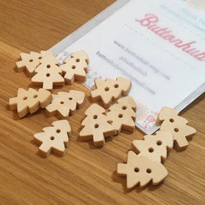 Boutons en bois en forme de sapin de Noël : lot de 12, 24, 50 ou 100 boutons. Décoration festive d'arbres de Noël de couleur naturelle