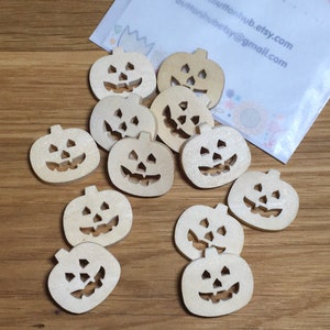 Halloween Pumpkin Wooden Buttons: Packs of 12 or 50 buttons image 6