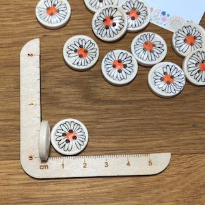 White Orange Daisy Floral Buttons: Packs of 6 buttons image 5