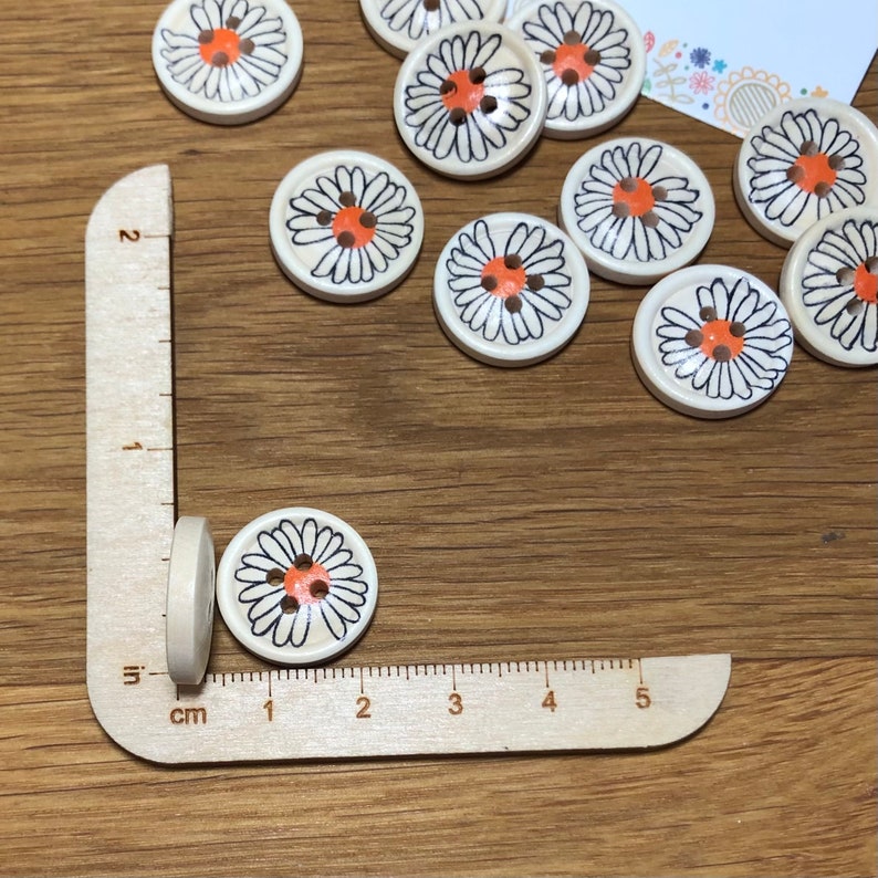 White Orange Daisy Floral Buttons: Packs of 6 buttons image 5