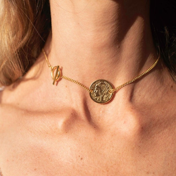 Gold Coin Choker Necklace: Dainty Toggle Clasp Medallion