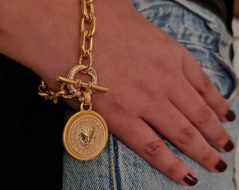Gold Link Bracelet - Dangle charm Bracelet - Chunky Medal Bracelet - Lion Bracelet - Cable Link Necklace - Gold Coin Toggle Chain Bracelet