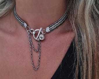 Toggle necklace: Thick herringbone chain with large clasp - Alternative punk jewelry for her