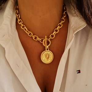 Chunky Link Necklace With Lion Coin Pendant Gift For Women image 2