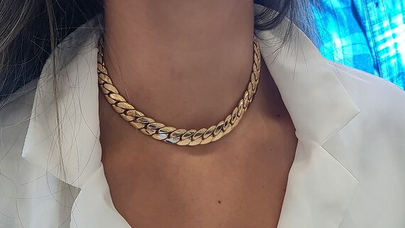 Herringbone clearance link chain