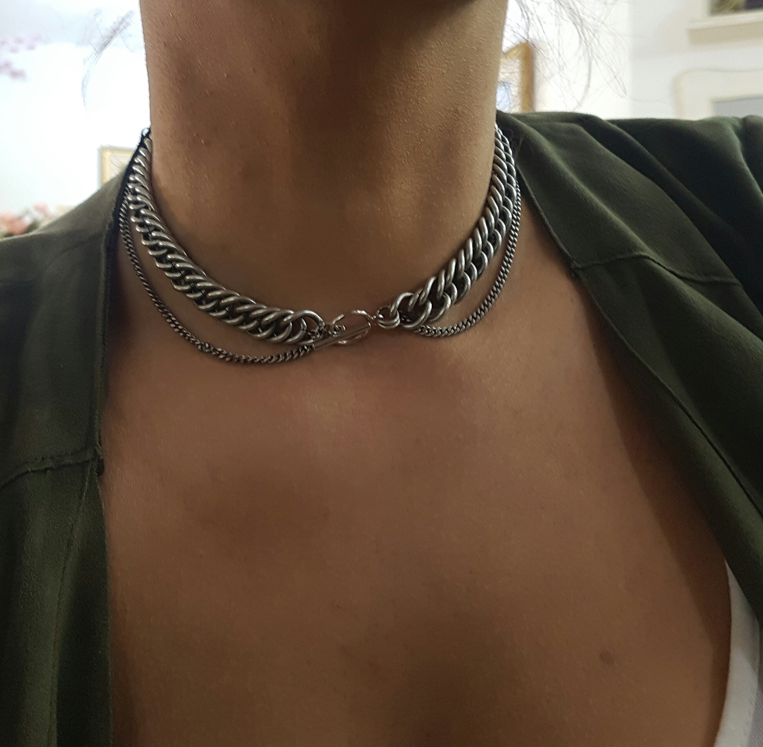 Silver chain best sale choker