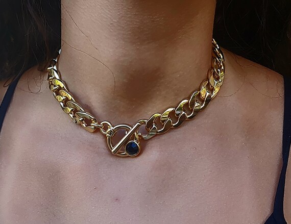 Toggle clasp choker deals