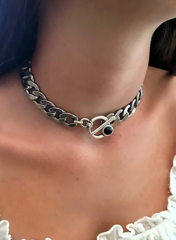 Choker Necklace: Chunky Silver Thick Link Chain With Toggle Clasp