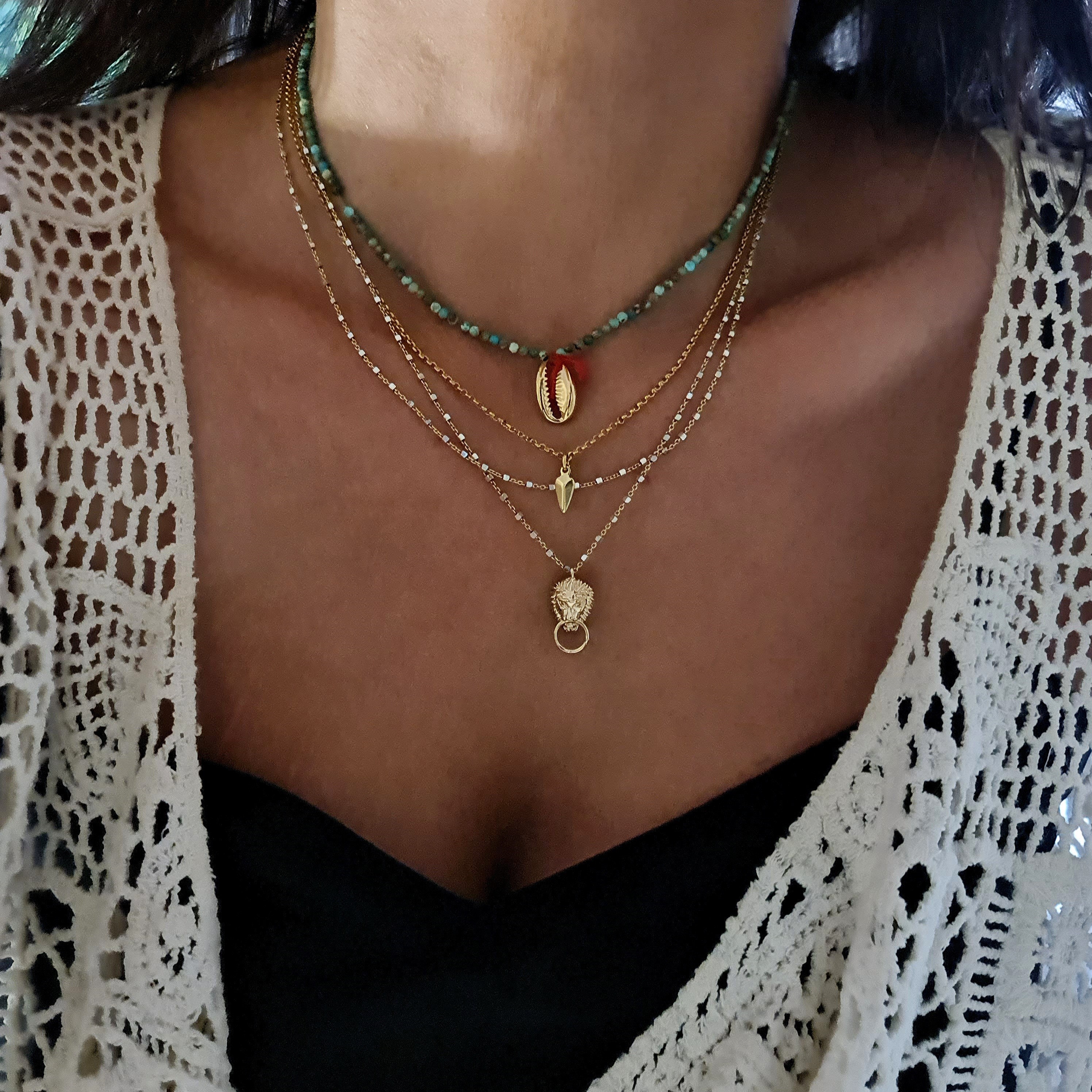 Gortin Layered Necklace Gold Boho Pendant Necklaces Beads Chain Short  Necklace Jewelry for Women and Girls : Amazon.in: Jewellery