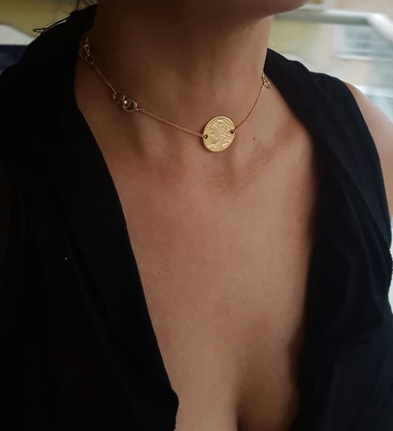 Gold coin necklace choker best sale