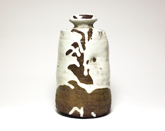 Ikebana ceramic flower vase - Wabi sabi pottery for japanese tea ceremony