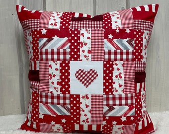 Patchwork cushion cover, country style cushion cover red/white 50 x 50 cm.